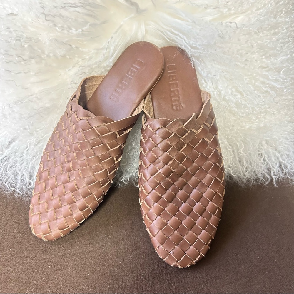 Liberte genuine leather brown mules size 8 fits a 7 best in my opinion